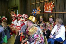 Naumburger Prinzenpaare mit Hofnarren besuchen den Kindergottesdienst (Foto: Karl-Franz Thiede)